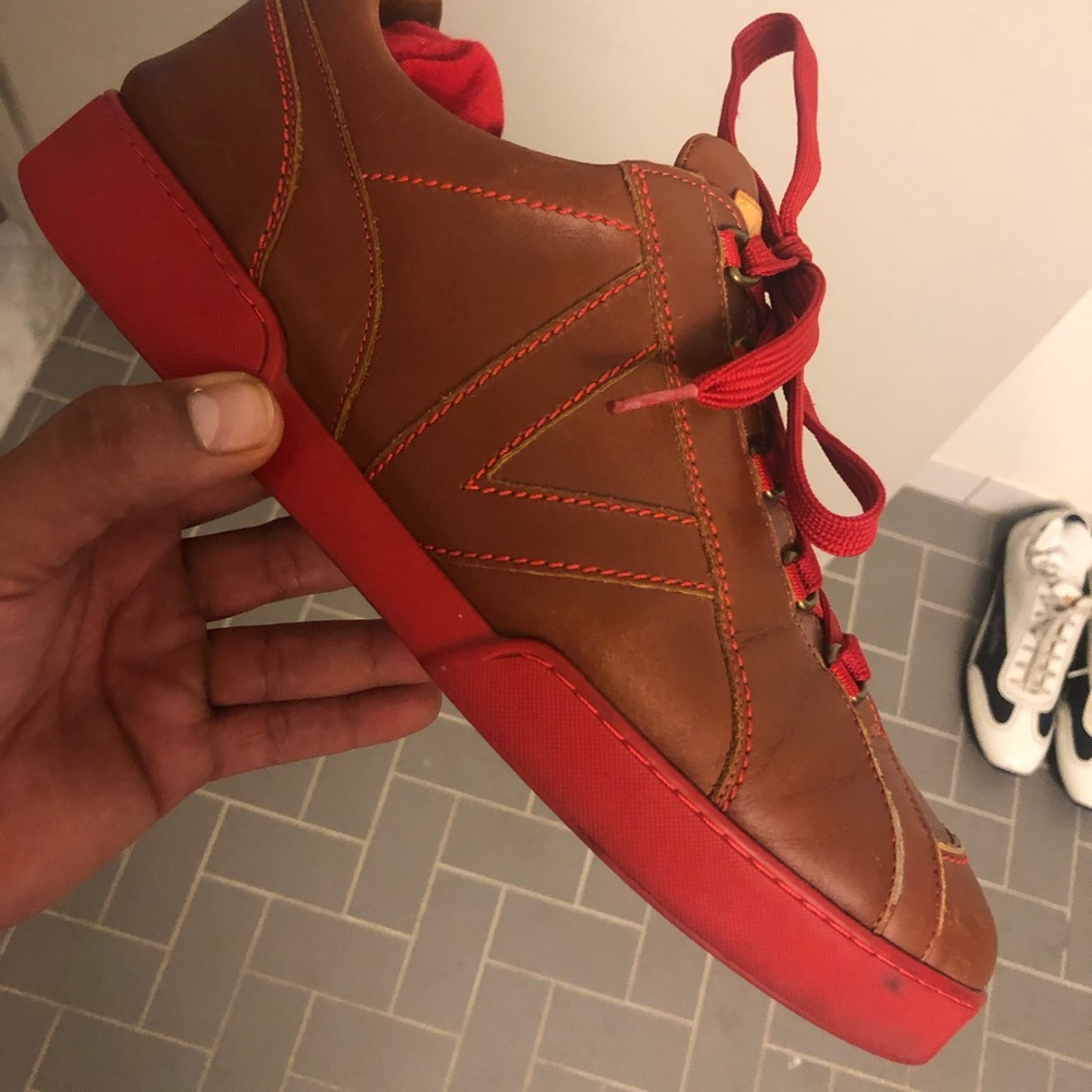 Louis Vuitton (red bottoms)